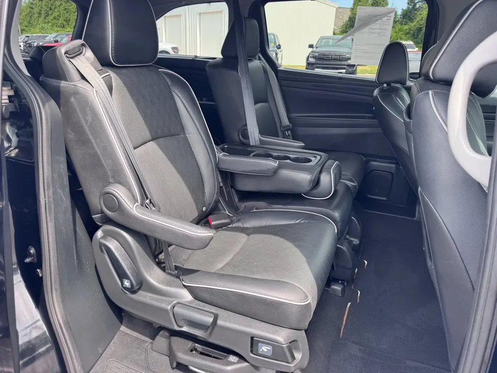 2023 Honda Odyssey - $38,286