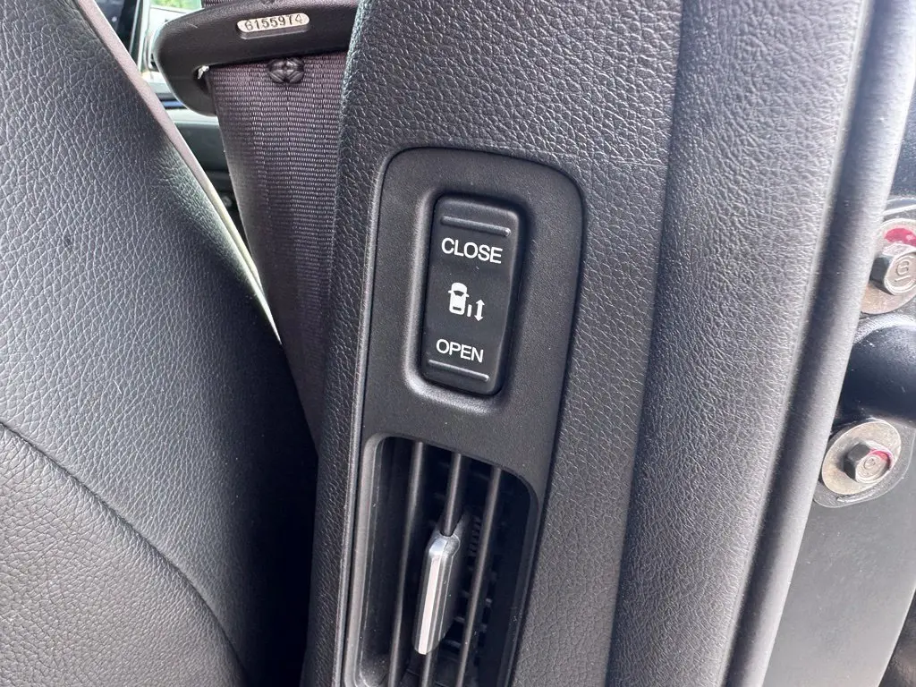 2023 Honda Odyssey - $38,286