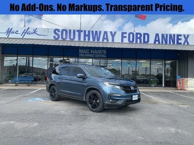 Photo of a 2022 Honda Pilot SE 4DR SUV for sale