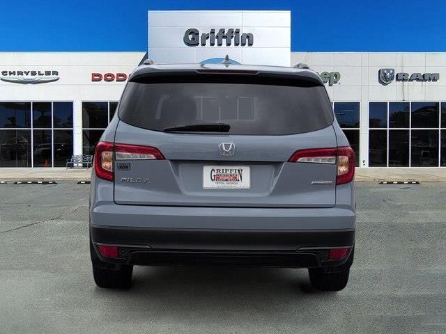 2022 Honda Pilot - $22,965