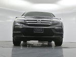 2017 Pilot Thumbnail 40