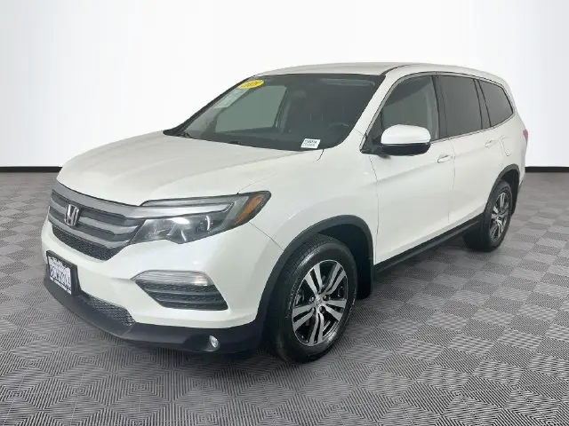 2018 Honda Pilot - $17,900