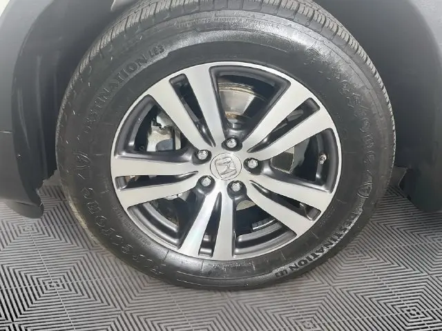 2018 Honda Pilot - $17,900