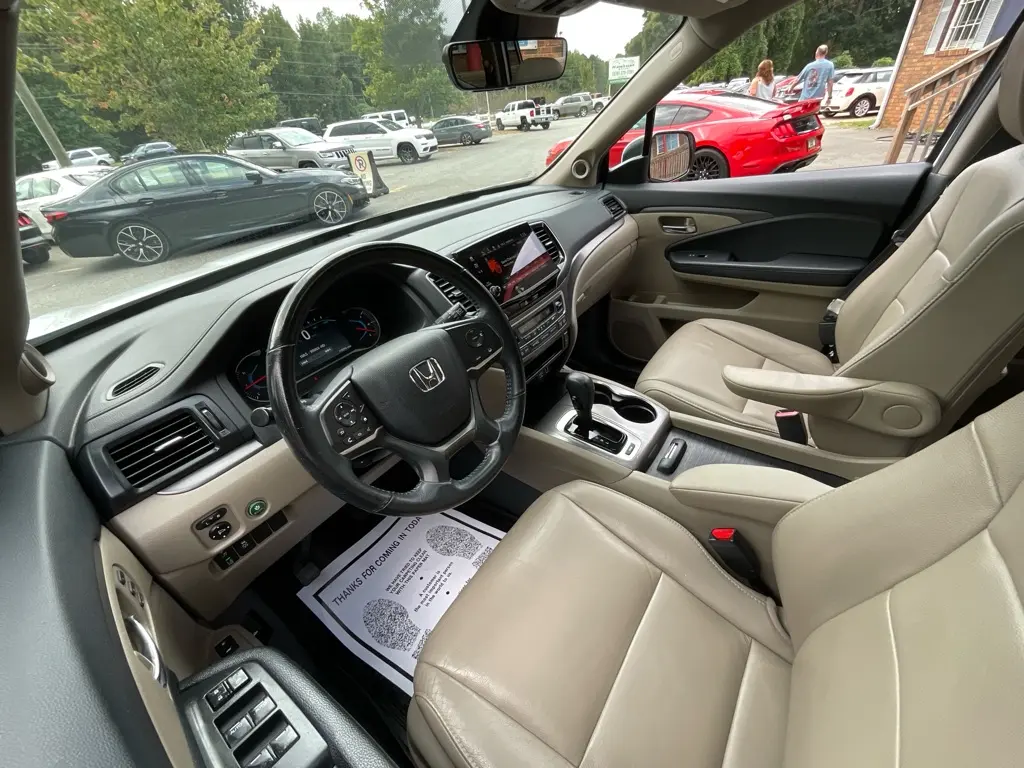 2020 Honda Pilot - $18,985