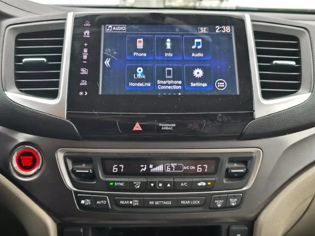 2017 Honda Pilot - $18,890