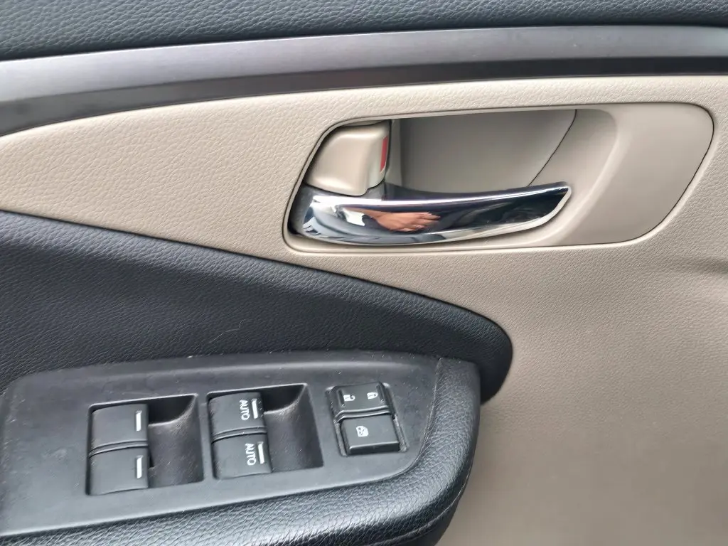 2017 Honda Pilot - $18,890