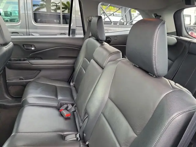 2017 Honda Pilot - $19,990