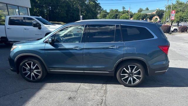 Preowned 2019 Honda Pilot Touring w/Rear Captain's Chairs for Sale