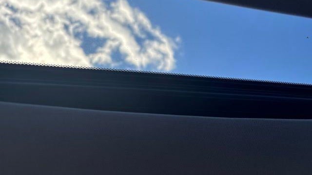 2019 Honda Pilot Touring w/Rear Captain's Chairs