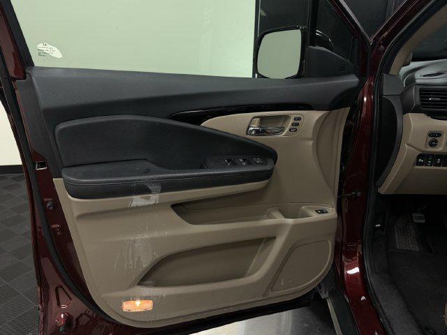 2022 Honda Pilot - $25,950