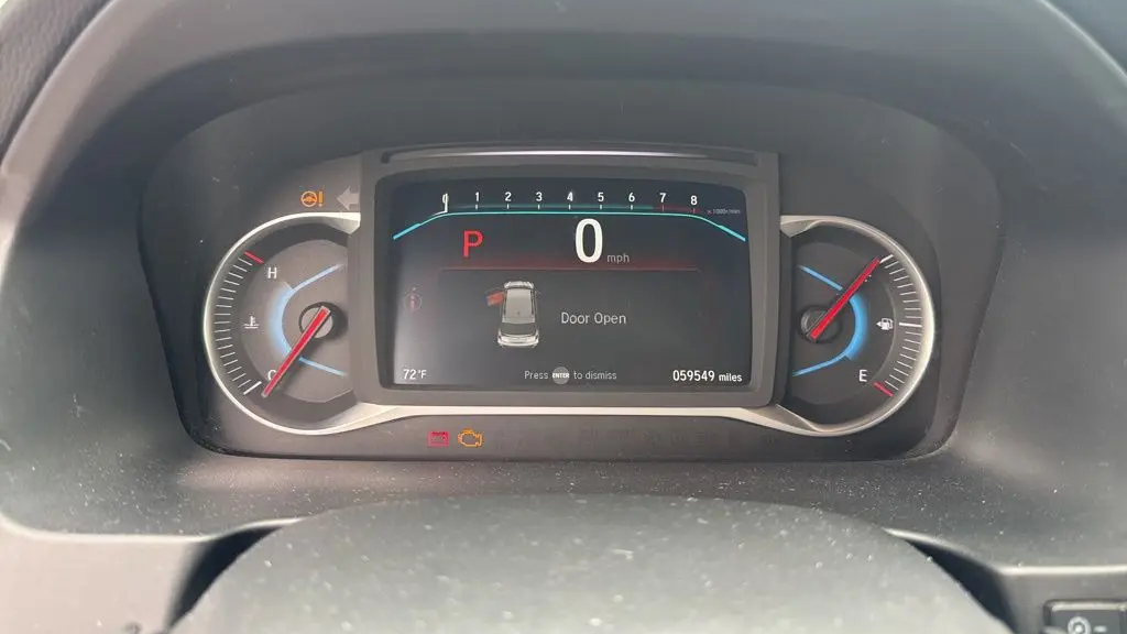 2019 Honda Pilot Touring w/Rear Captain's Chairs