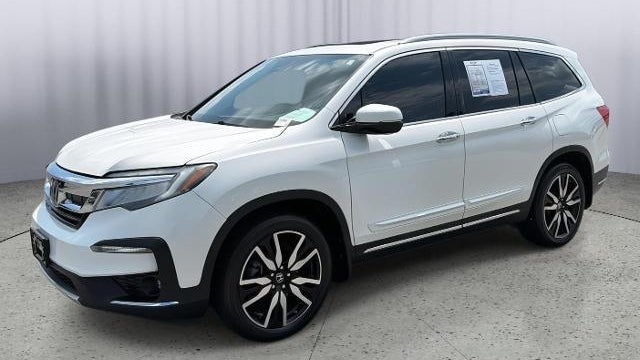 Preowned 2019 Honda Pilot Touring w/Rear Captain's Chairs for Sale