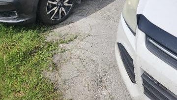 2019 Honda Pilot Touring w/Rear Captain's Chairs