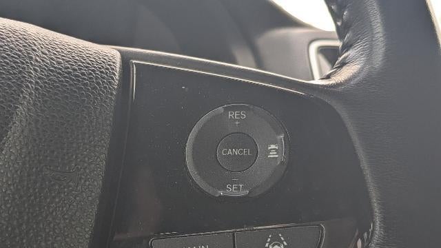 2019 Honda Pilot Touring w/Rear Captain's Chairs