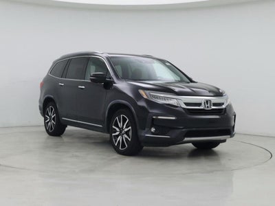 2022 Honda Pilot Touring 4DR SUV W/REAR Captain's Chairs