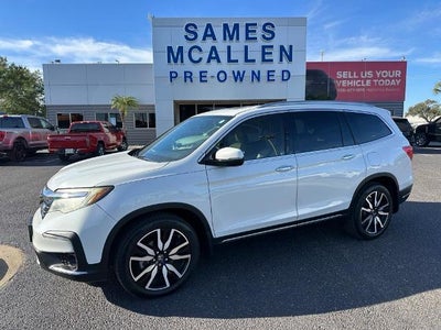 2021 Honda Pilot Touring 4DR SUV W/REAR Captain's Chairs