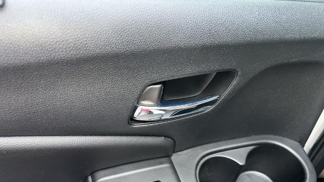 2021 Honda Pilot Touring w/Rear Captain's Chairs