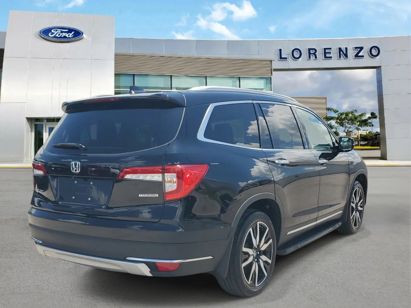 2022 Honda Pilot - $24,990