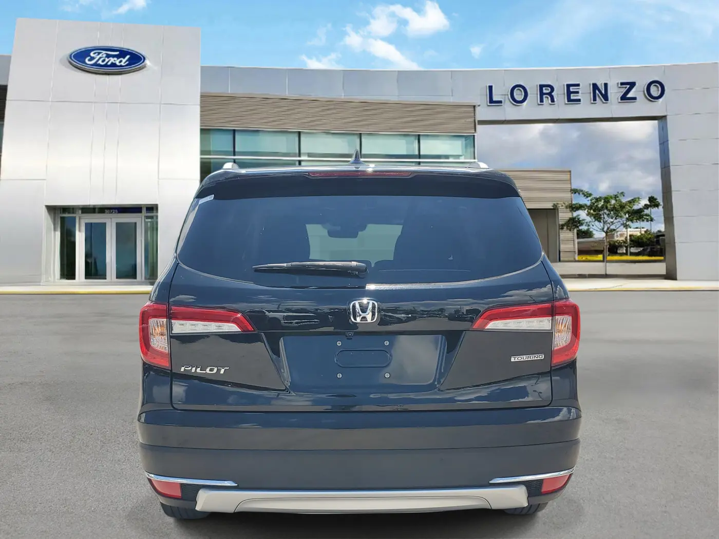 2022 Honda Pilot - $24,990