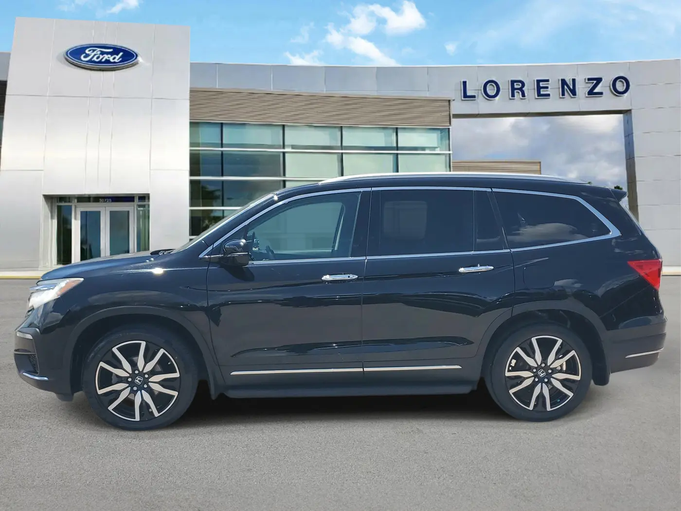 2022 Honda Pilot - $24,990