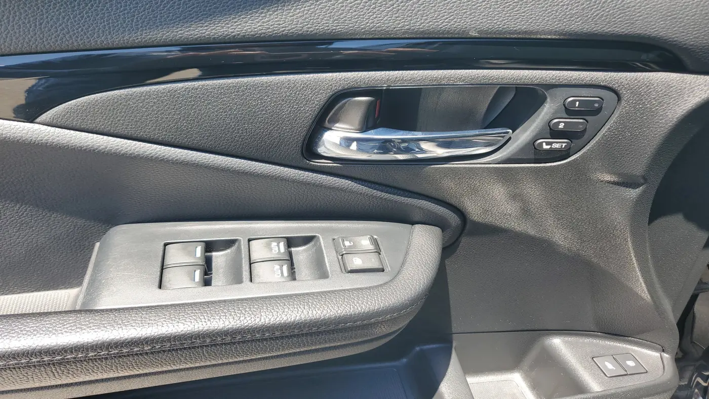 2022 Honda Pilot - $24,990