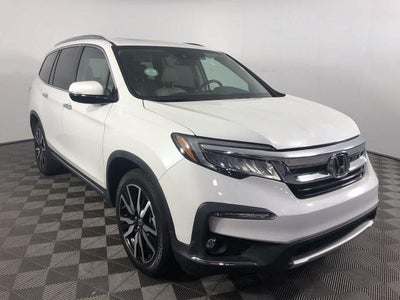 2021 Honda Pilot Touring 4DR SUV W/REAR Captain's Chairs