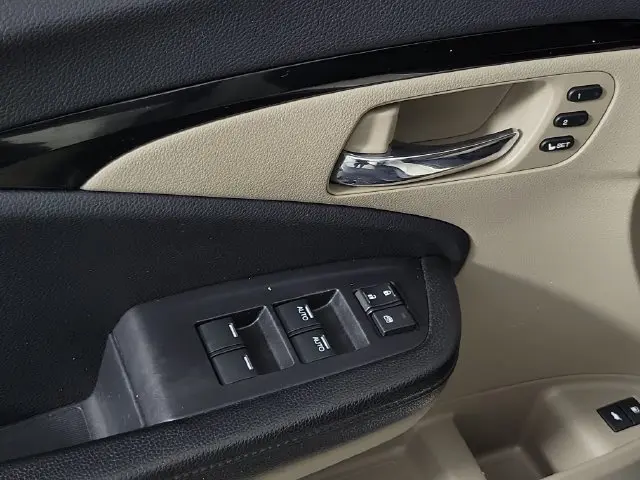 2019 Honda Pilot - $19,399