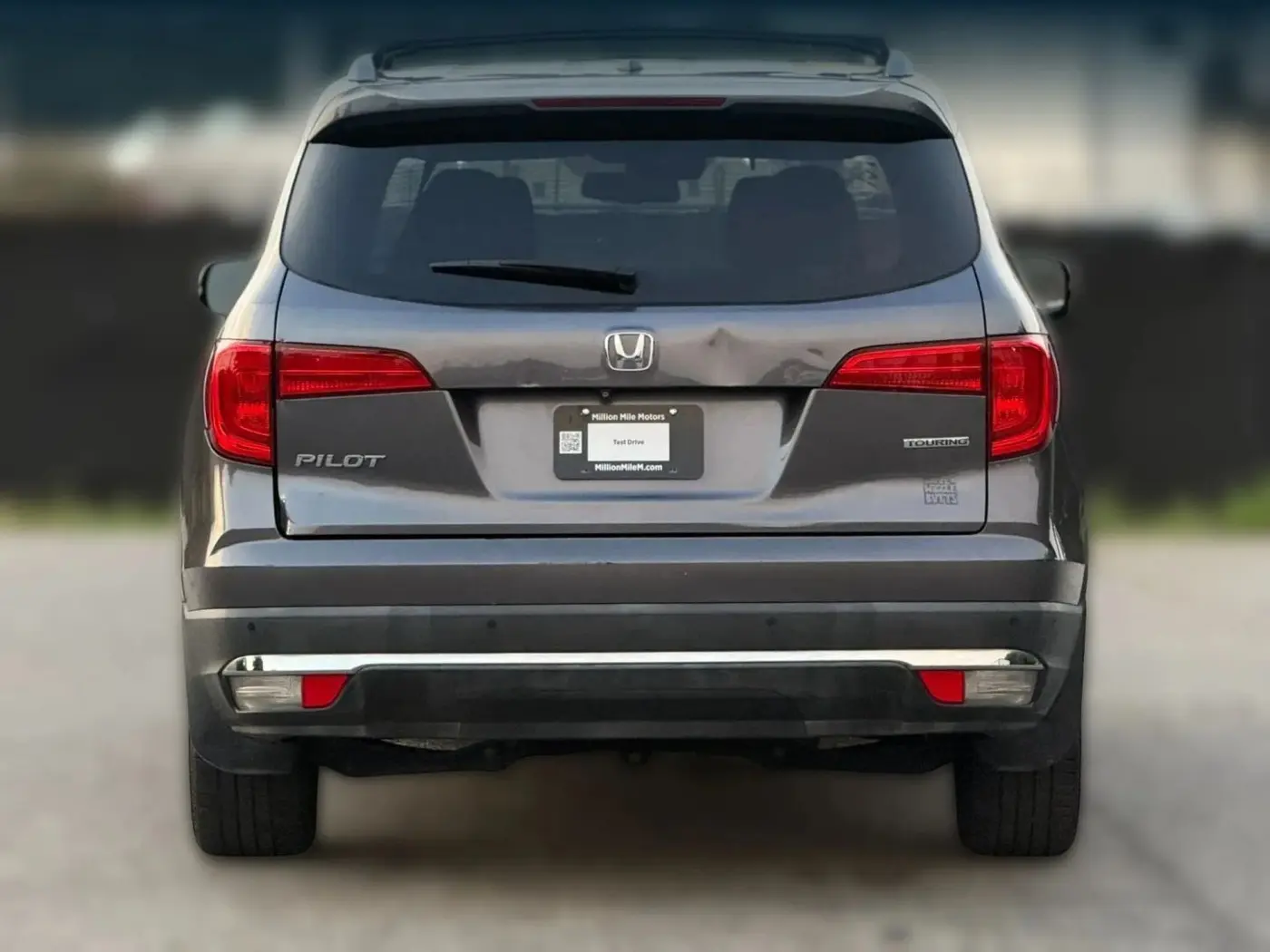 2017 Honda Pilot - $8,351