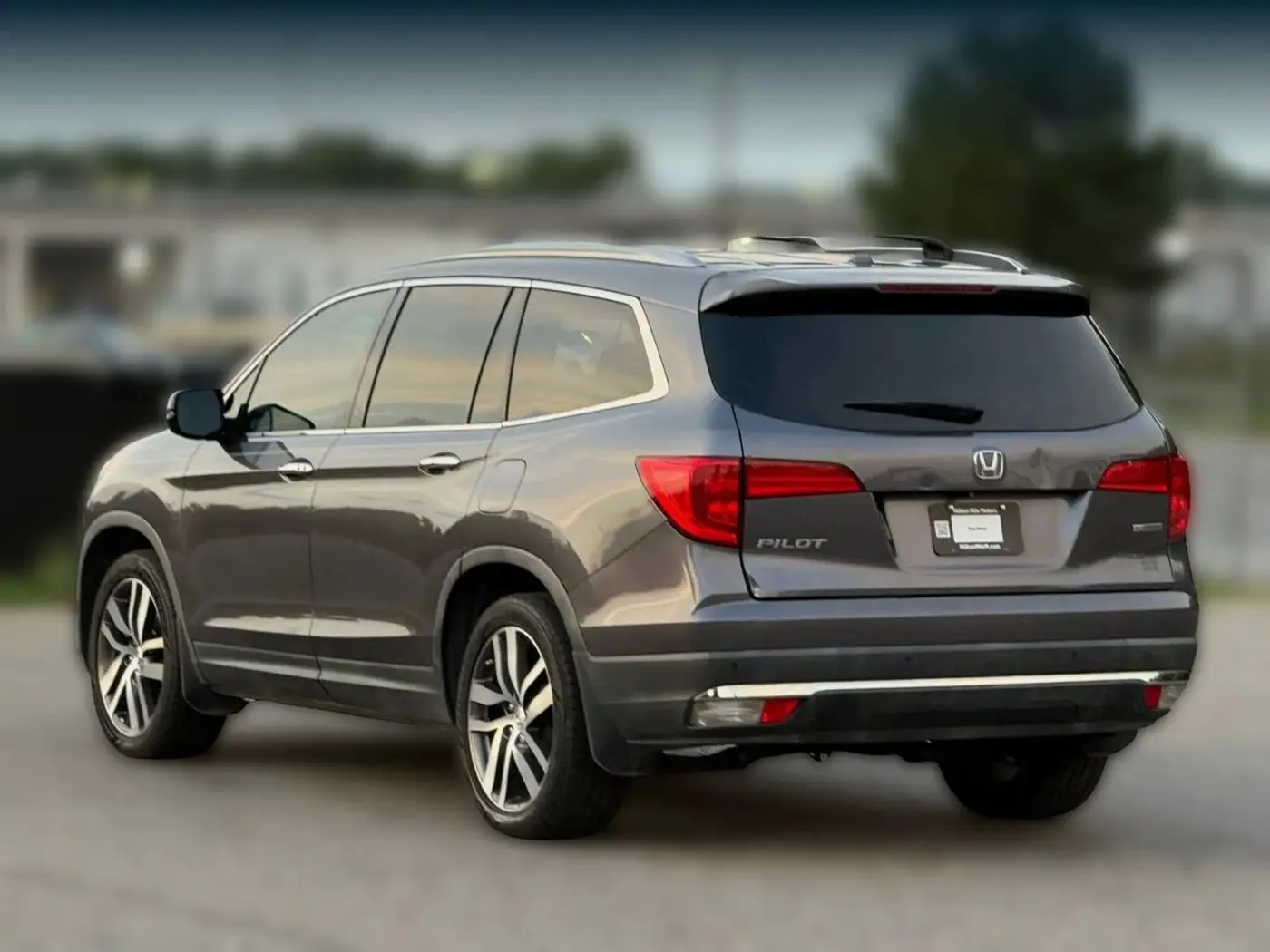 2017 Honda Pilot - $8,351