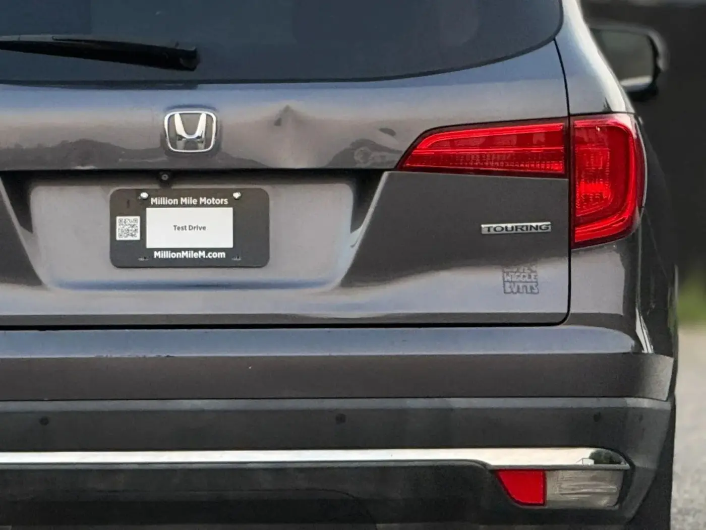2017 Honda Pilot - $8,351