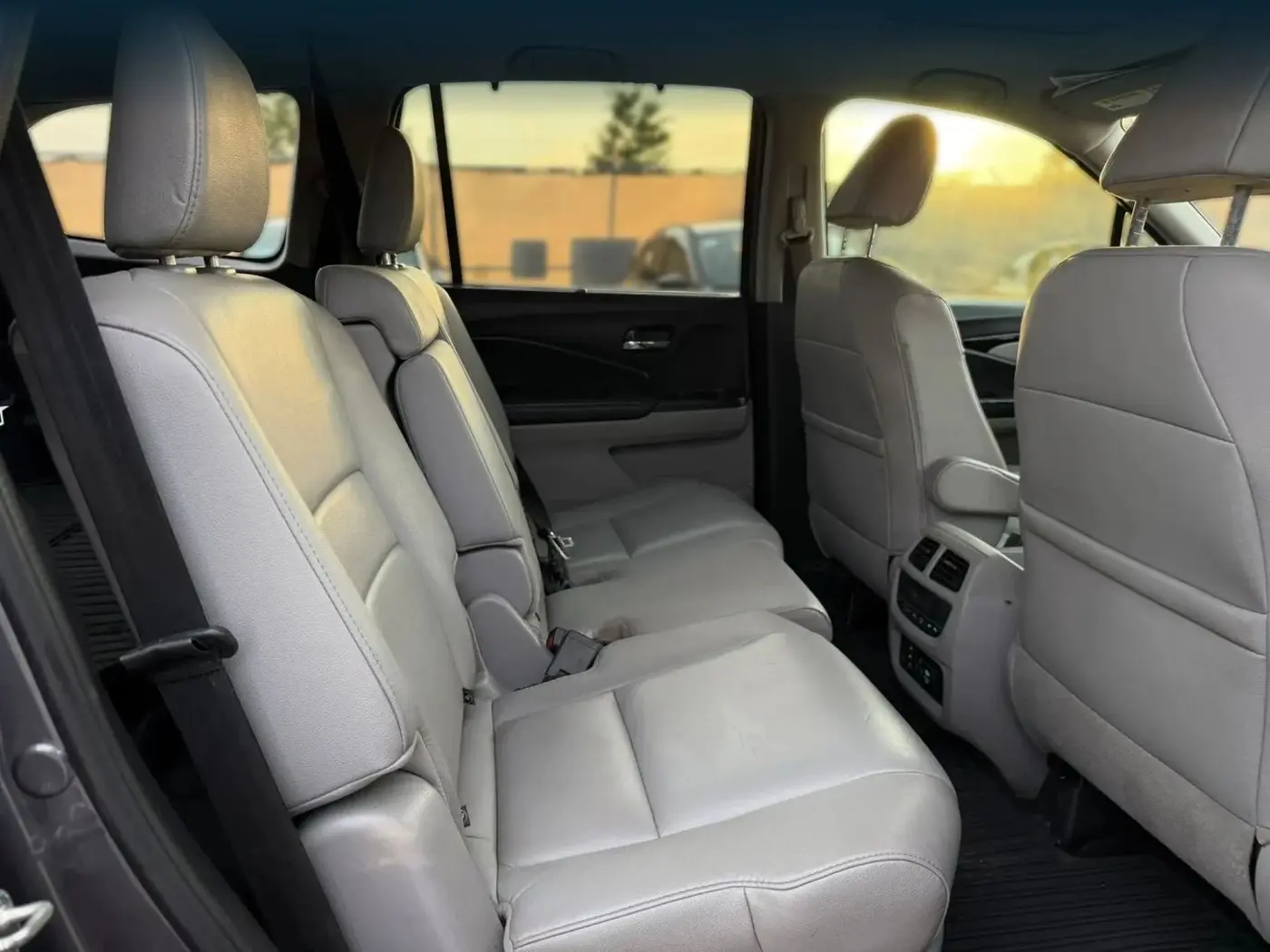 2017 Honda Pilot - $8,351