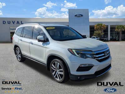 Photo of a 2016 Honda Pilot Touring 4DR SUV for sale