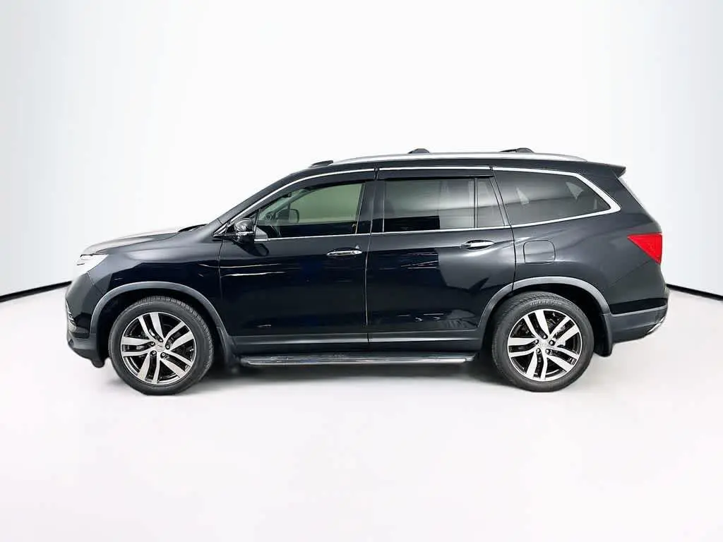 2016 Honda Pilot - $17,360