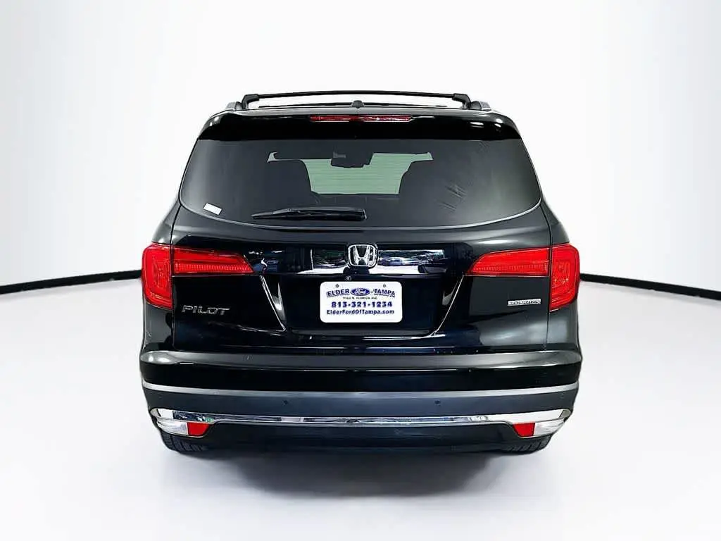 2016 Honda Pilot - $17,360
