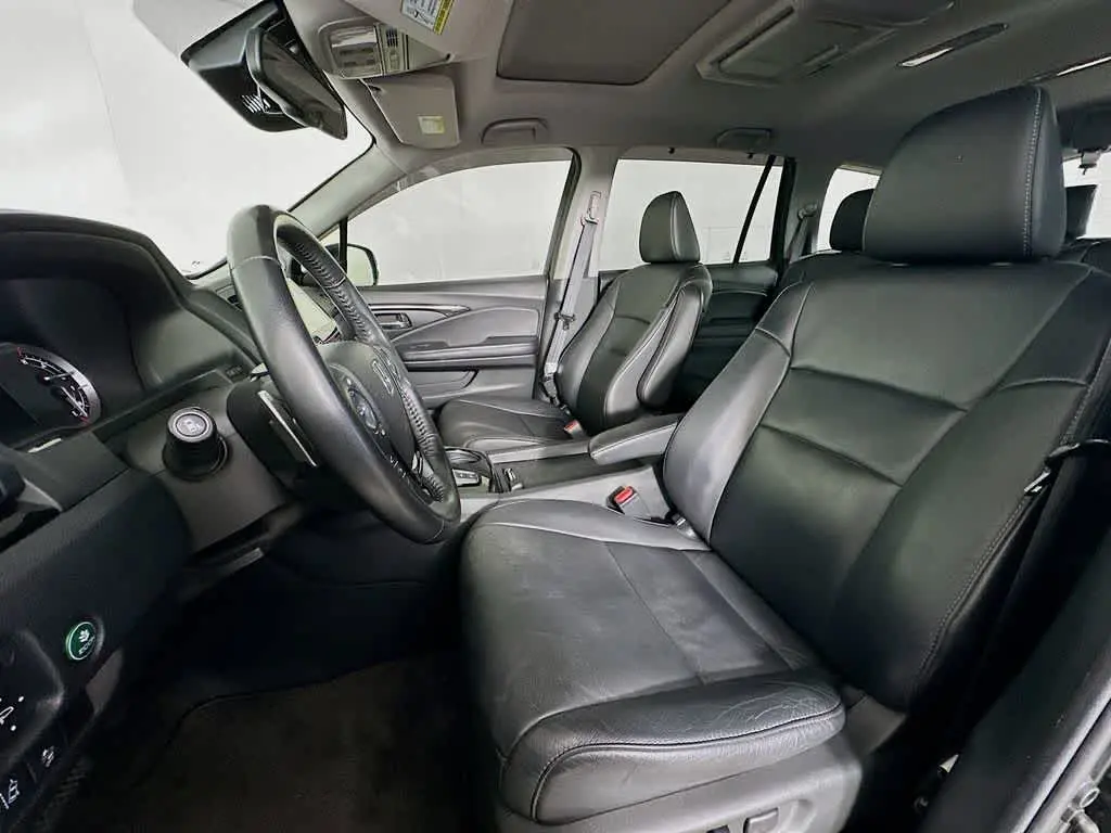 2016 Honda Pilot - $17,360
