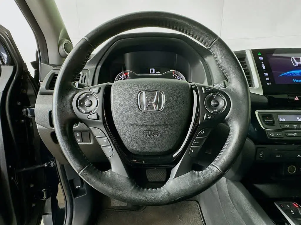 2016 Honda Pilot - $17,360