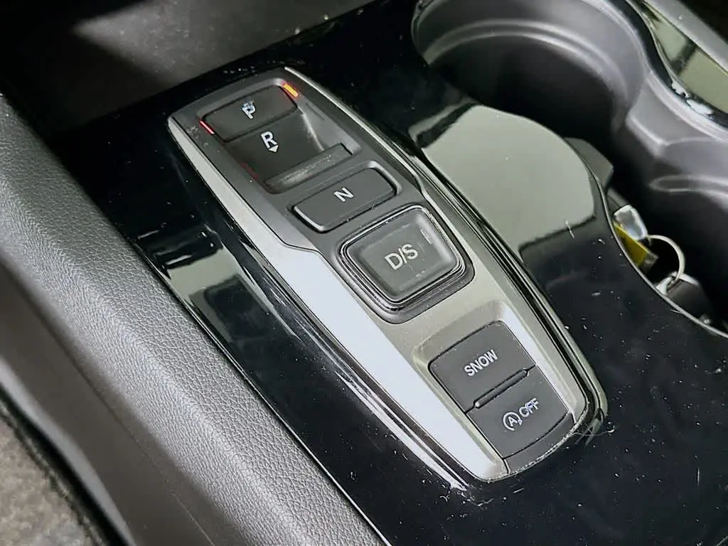 2016 Honda Pilot - $17,360