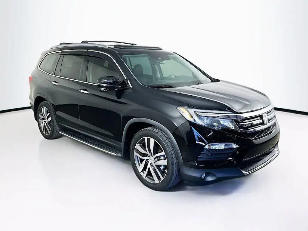 2016 Honda Pilot - $17,360