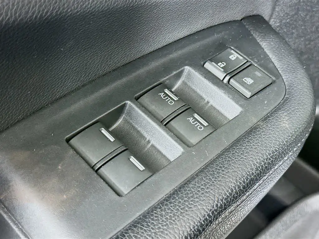 2016 Honda Pilot - $17,360
