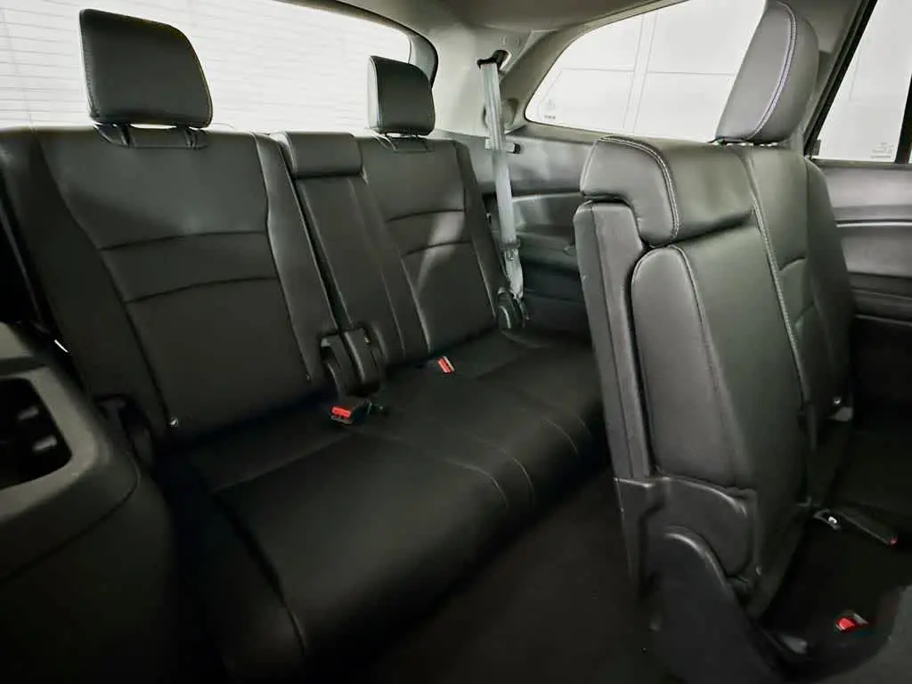 2016 Honda Pilot - $17,360