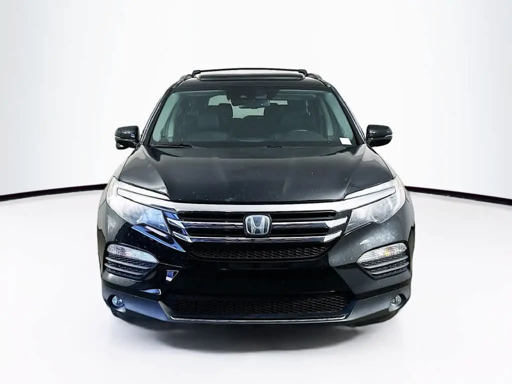 2016 Honda Pilot - $15,588