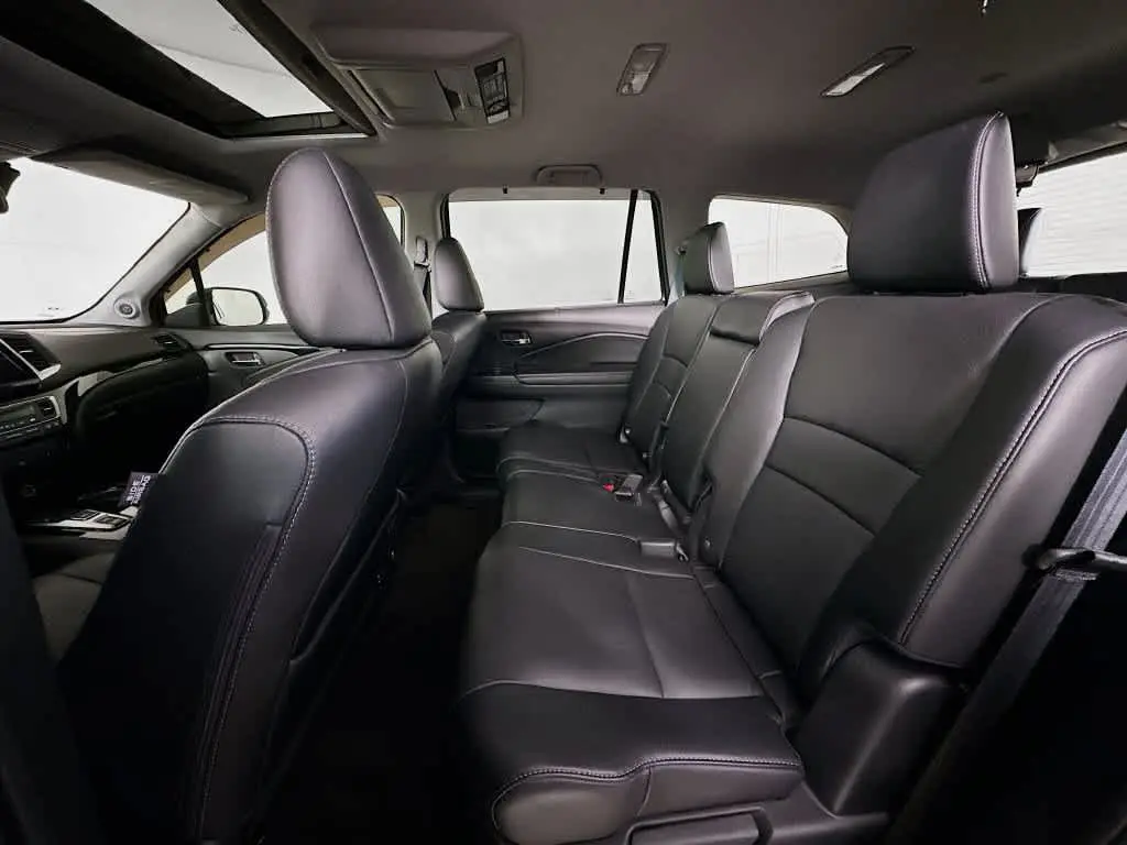 2016 Honda Pilot - $15,588