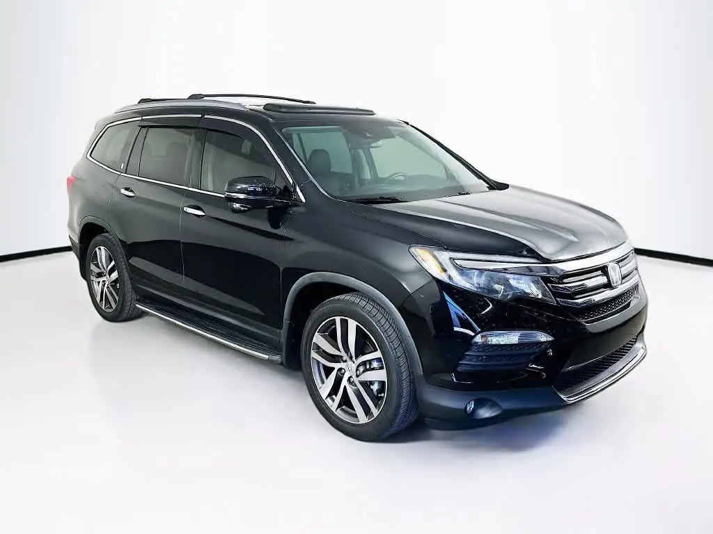 2016 Honda Pilot - $15,588