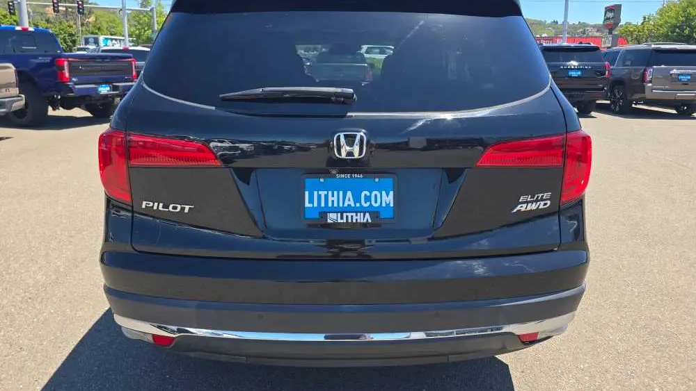 2017 Honda Pilot Elite