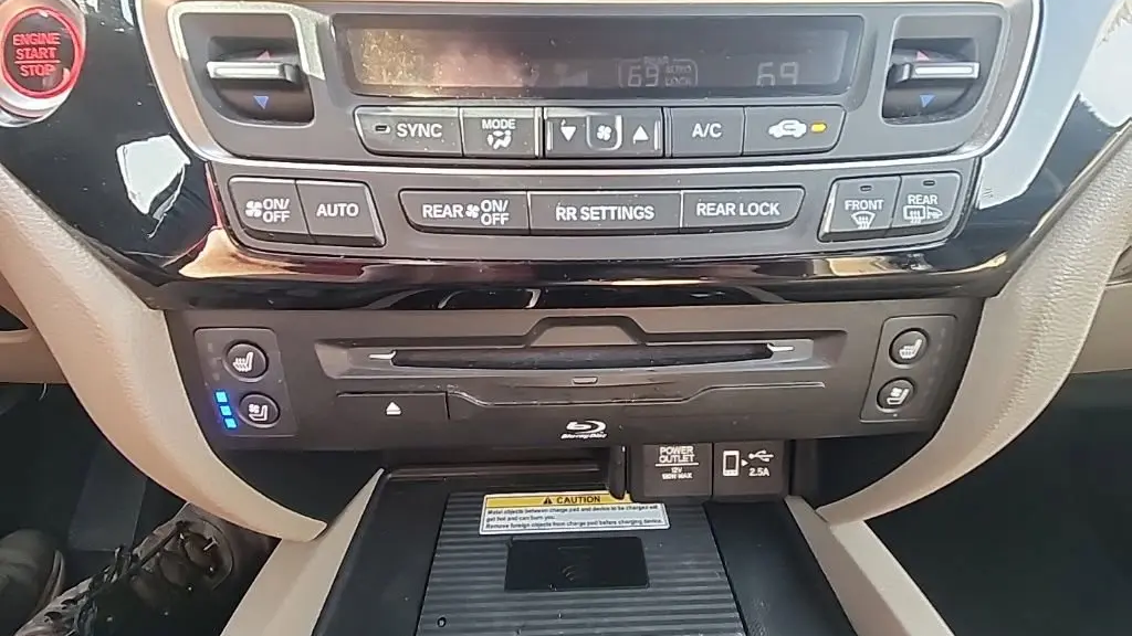 2020 Honda Pilot Elite