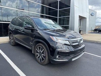 Photo of a 2021 Honda Pilot AWD Elite 4DR SUV for sale