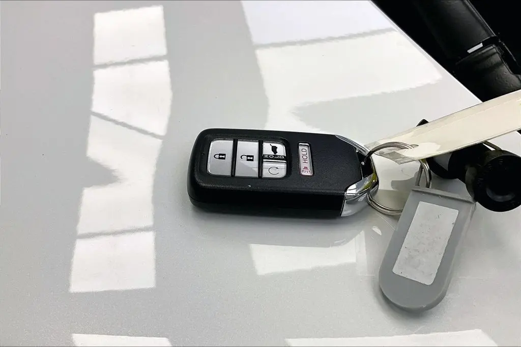 2021 Honda Pilot - $23,688