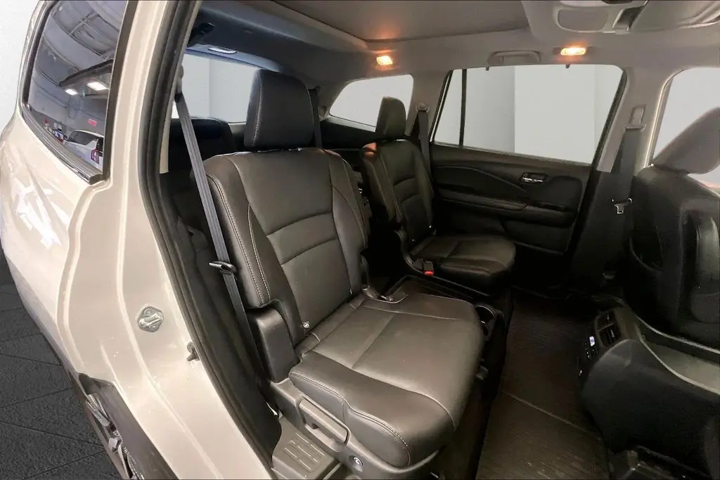 2021 Honda Pilot - $23,688