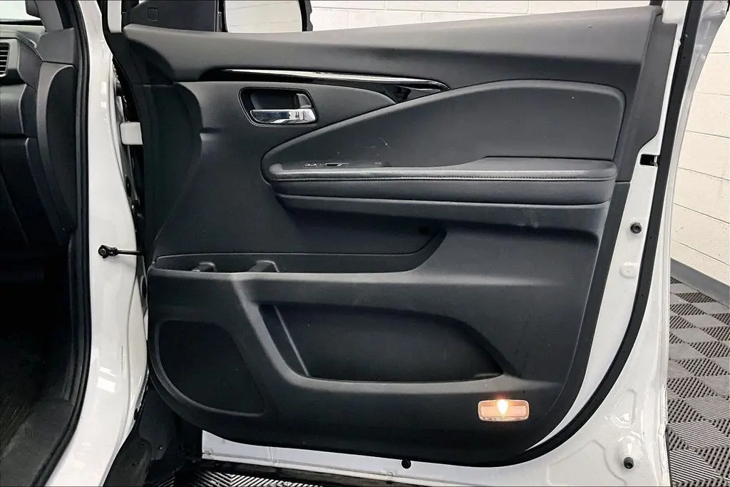 2021 Honda Pilot - $23,688