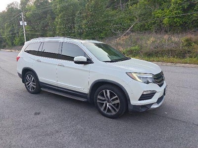 Photo of a 2017 Honda Pilot AWD Elite 4DR SUV for sale
